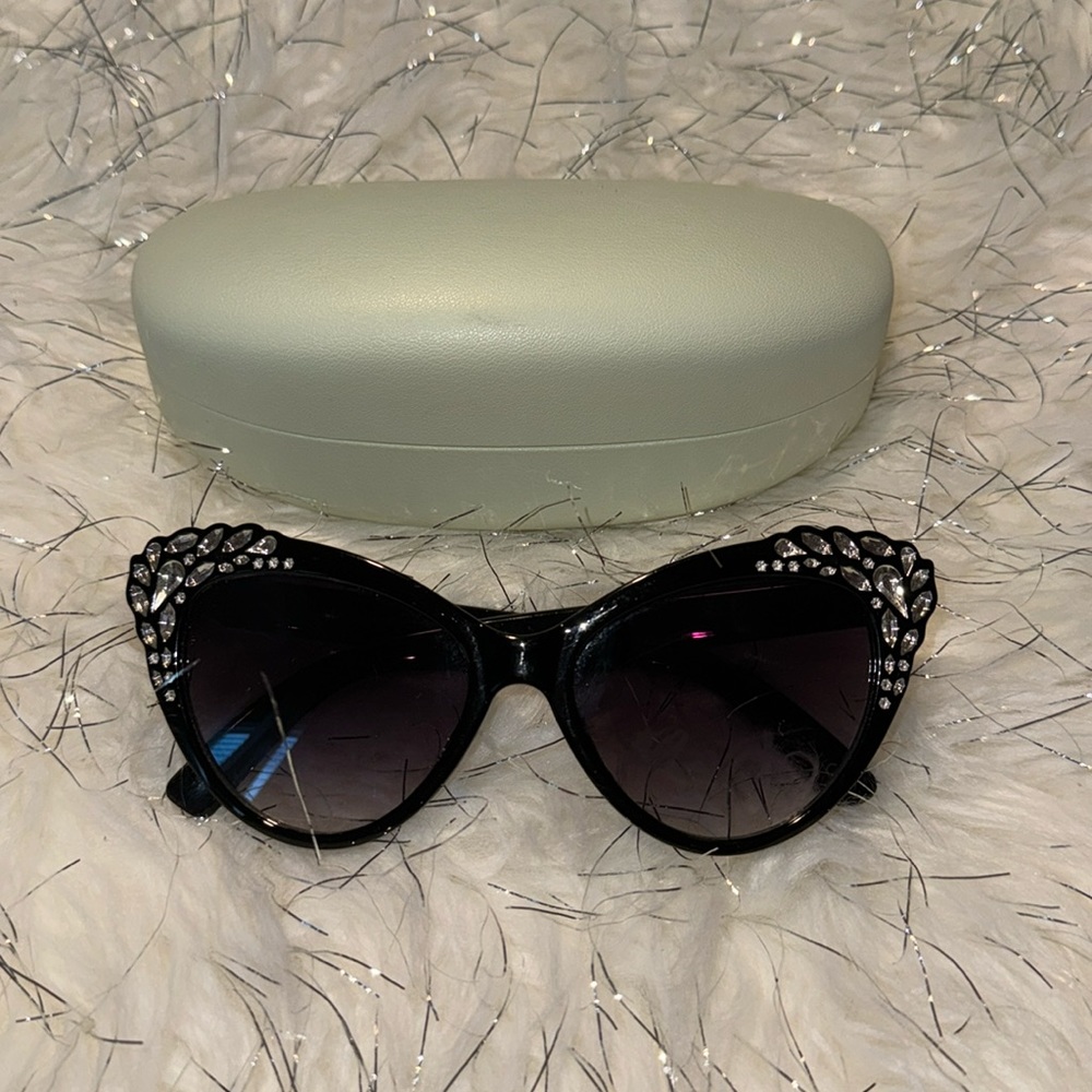 A New Day sunglasses - NWT
